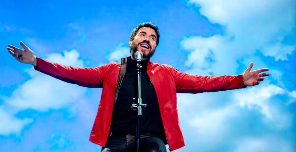 Padre Fábio de Melo celebra 24 anos como sacerdote em Içara