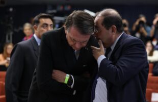 Câmara aprova redução de penas para condenados por atos golpistas de 8 de janeiro