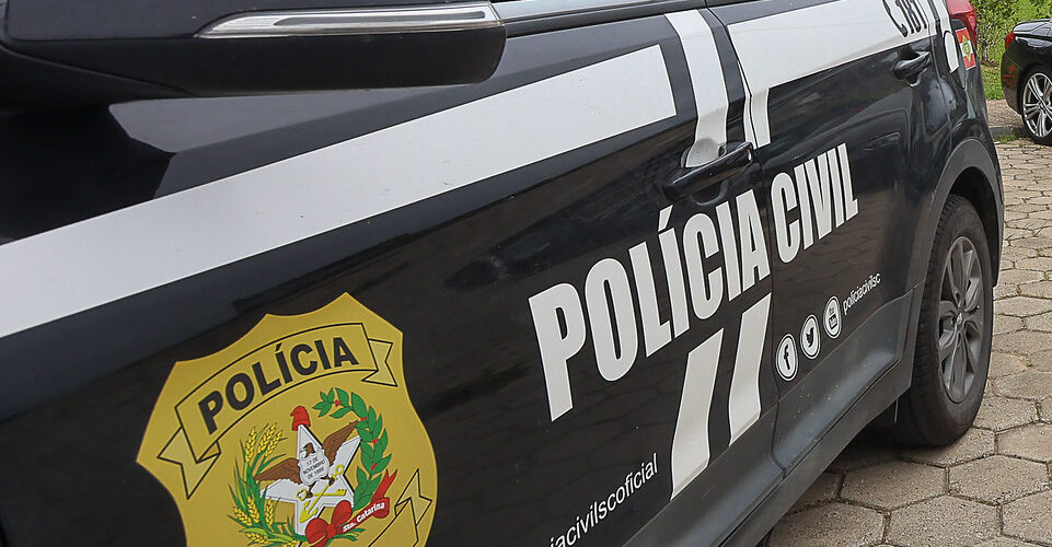 Homem incendeia casa dos avós após briga e é preso em Grão-Pará