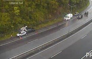 Atropelamento na BR-101 deixa dois PRFs e duas pessoas gravemente feridos na véspera de Natal