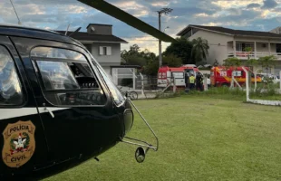 Motociclista fica gravemente ferida após colidir contra árvore em Criciúma
