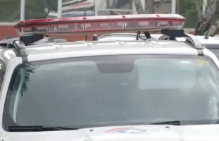 Colisão na avenida Centenário deixa motociclista ferido em Criciúma