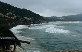 Fim do sol: frente fria traz chuva e ventania a Santa Catarina