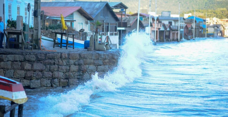 Alerta máximo para o litoral catarinense