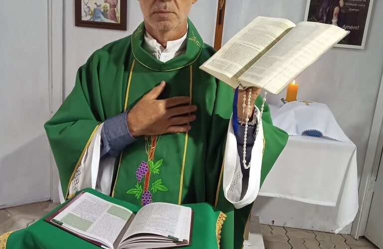 Padre Ednilson Perdona é nomeado monsenhor na Igreja Veterocatólica