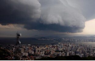 Primeiro ciclone de 2026 trará temporais e ventania a Santa Catarina