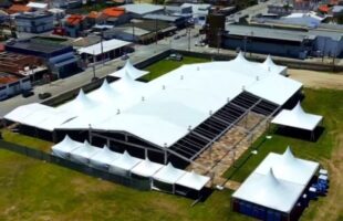 Sushi Summer Laguna estreia com festival de sabores e música em Santa Catarina