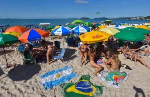 Laguna se destaca com aumento de turistas argentinos em 2026