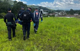 Operação de alta complexidade mobiliza SAMU de Lauro Müller com apoio do SAER em atendimento a idosa