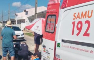 Idosa fica ferida após ser atropelada enquanto pedalava em Balneário Arroio do Silva