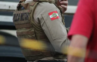 Discussão no trânsito termina com ameaça envolvendo arma de airsoft em Morro da Fumaça