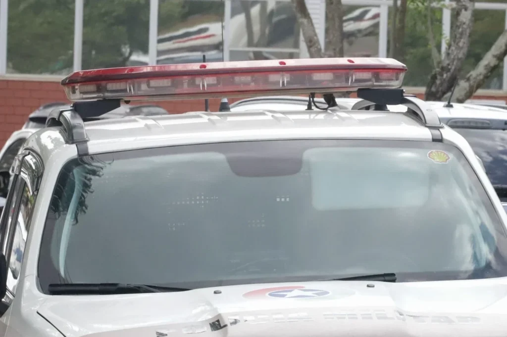 Motorista causa acidente e foge em Criciúma