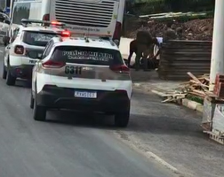 Prisão por homicídio é cumprida durante abordagem a ônibus em Lages