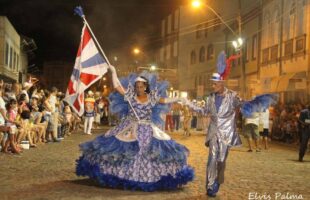 O carnaval de rua de Laguna está de volta com grande espetáculo