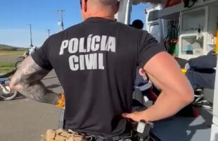 Mulher é resgatada de helicóptero após grave acidente na serra do Rio do Rastro