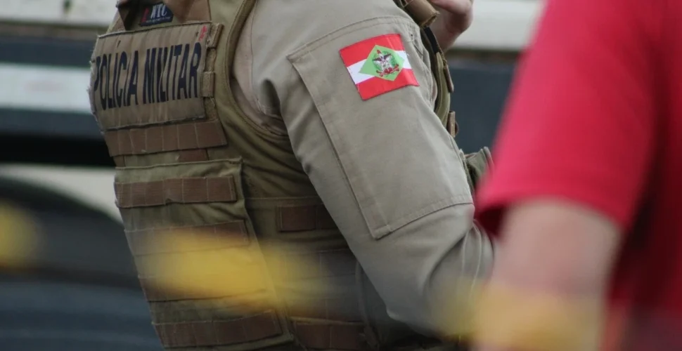 Homem é detido após furtar cerca de 50 metros de fios elétricos em Criciúma