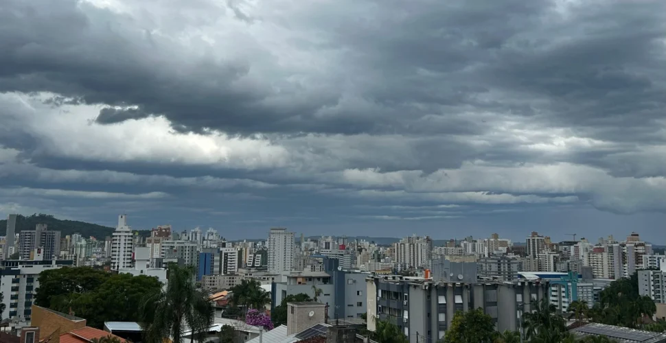 Previsão indica dias nublados e pancadas de chuva ao longo da semana
