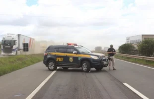 Motorista é preso com cerca de 20 quilos de maconha na BR-101 em Içara