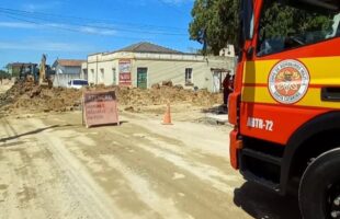Homem é resgatado após ficar parcialmente soterrado em Morro da Fumaça
