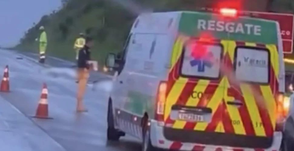 Acidente com motocicleta deixa duas pessoas mortas na BR-101