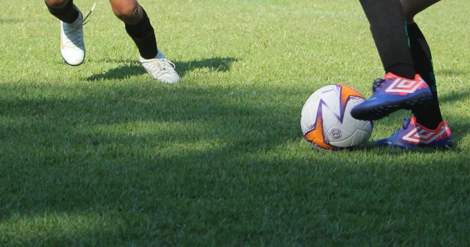 Coopercocal abre inscrições para escolinha de futebol voltada a crianças e adolescentes