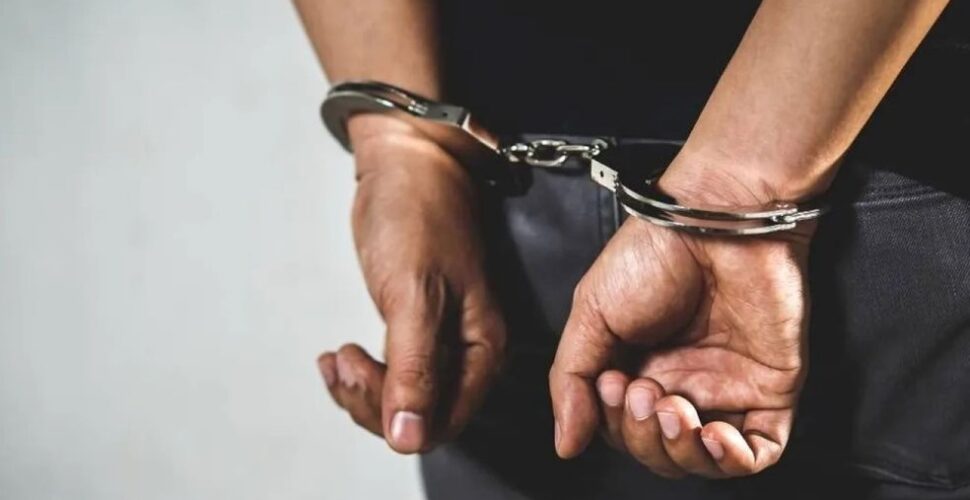 Homem é preso após cumprimento de mandado judicial em Lauro Müller