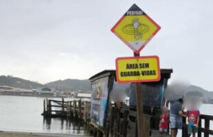 Família sofre afogamento em área sinalizada sem guarda-vidas nos Molhes da Barra