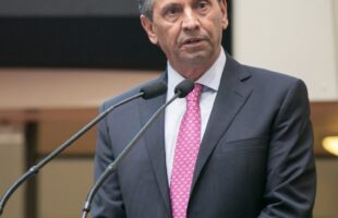 Projeto na Alesc quer criar política estadual para pacientes com Parkinson