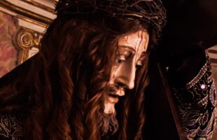 260ª procissão do senhor dos passos deve reunir 100 mil fiéis em florianópolis