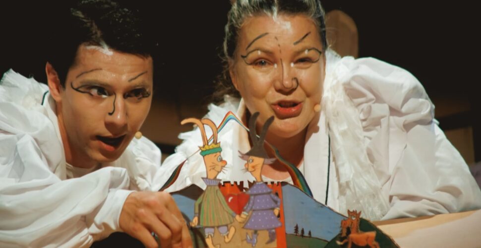 Projeto Cena-Sul Revirada apresenta espetáculo “Felpo Filva” em Nova Veneza e Orleans