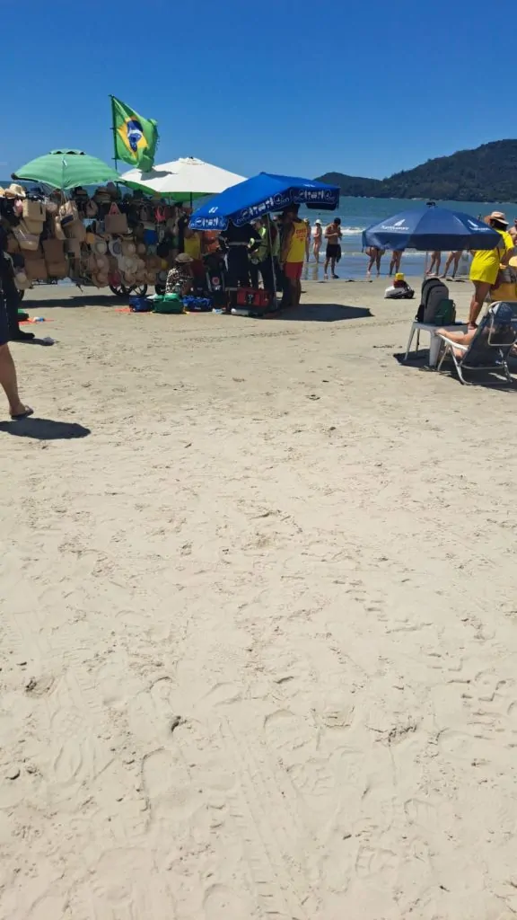 Idoso morre após afogamento na Praia Central de Balneário Camboriú