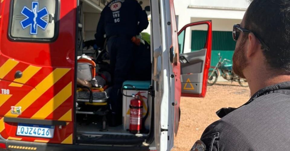 Acidente entre moto e trator agrícola mata um homem de 61 anos em Grão Pará