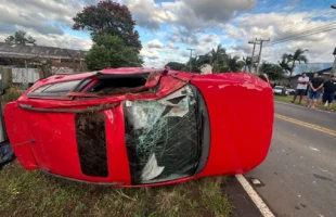 Colisão frontal deixa um morto na SC-290, em Praia Grande
