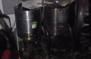 Incêndio atinge mercado em Içara e causa danos na cozinha
