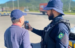 PRF inicia Operação Dia do Trabalho 2026 com reforço na fiscalização nas rodovias