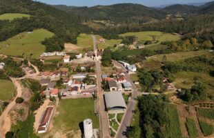 Festa Colônia Azambuja 1877 em Pedras Grandes começa no sábado; veja atrações