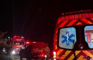 Capotamento na SC-390 deixa duas jovens feridas