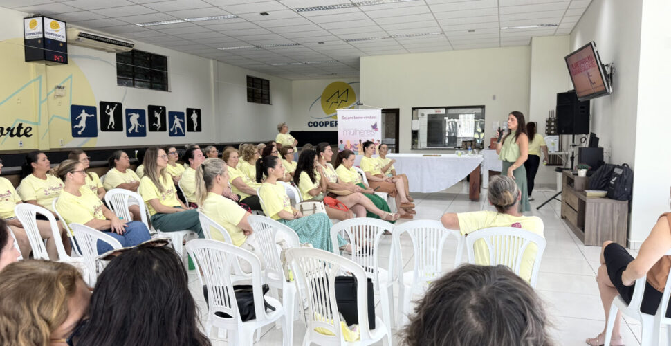 Núcleo de mulheres cooperativistas da Coopercocal inicia atividades com 100 integrantes