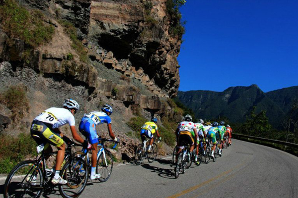 Passeio ciclístico na Serra do Rio do Rastro reúne ciclistas neste sábado