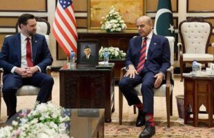 Após 21 horas de negociações, guerra no Oriente Médio ameaça combustíveis e a carne de SC