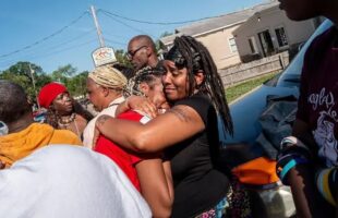 Pai mata oito crianças nos EUA, sete eram seus filhos, e morre em confronto com a polícia