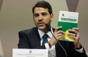 Jorge Messias é aprovado na CCJ; sabatina revela posições sobre aborto, 8 de janeiro e anistia