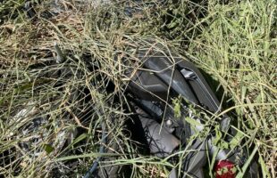 Motocicleta com registro de furto é encontrada abandonada em área de mata em Morro da Fumaça
