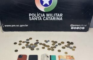 Suspeitos são detidos por tráfico de drogas em Orleans