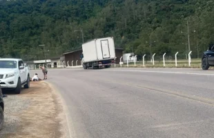 Criança fica ferida após atropelamento em Orleans