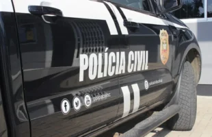 Mulher é indiciada após inventar crime para tentar recuperar carro em Criciúma