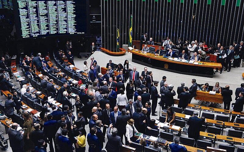Maioria da bancada de SC na Câmara tentará reeleição em 2026