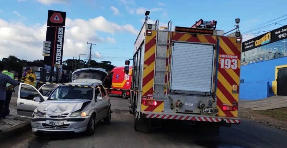 Colisão entre veículos deixa quatro feridos em Lages