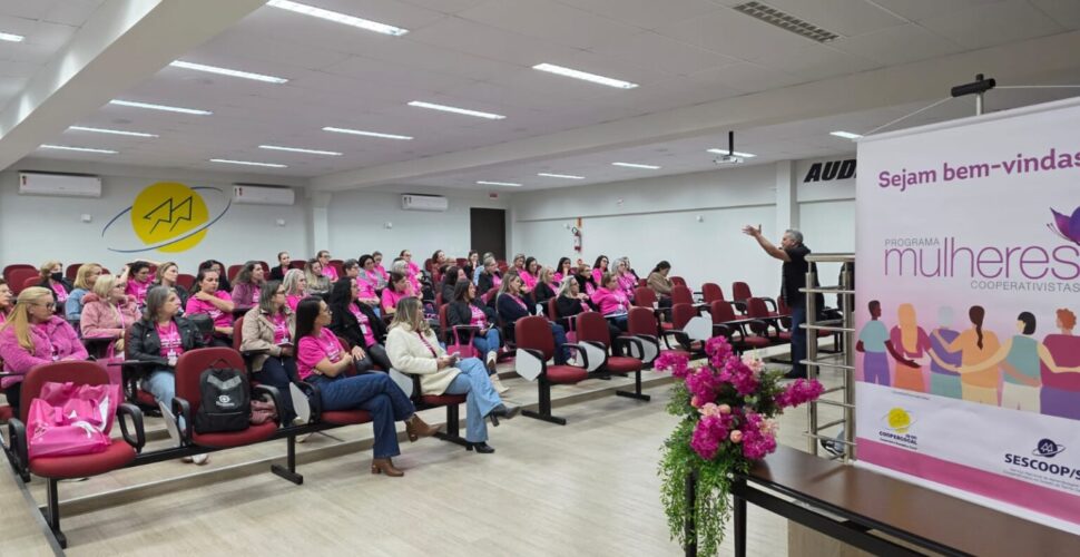 Mulheres cooperativistas: 4ª edição do programa da Coopercocal começa com 50 vagas