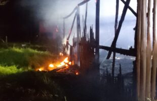 Incêndio atinge galpão de 60 m² durante a madrugada em Imaruí